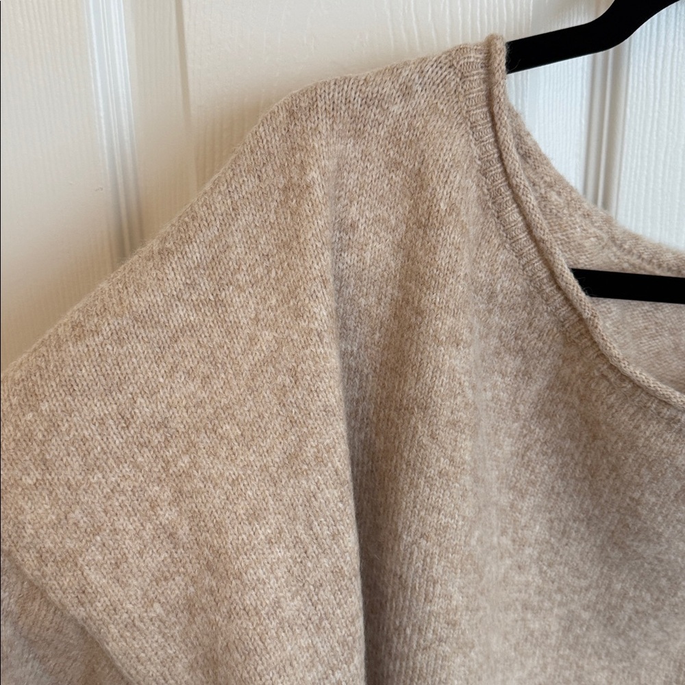 ASOS sweater - Picture 2 of 4